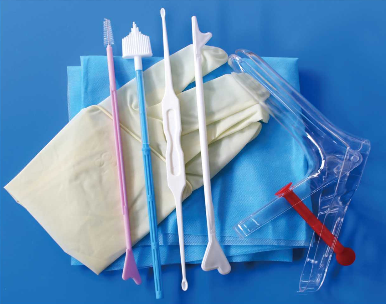 Disposable gynecological examination kit 